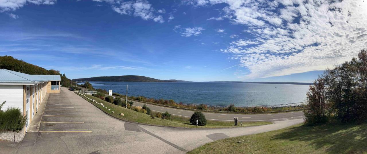 Admiral Digby Inn Restaurant And Cottages ภายนอก รูปภาพ