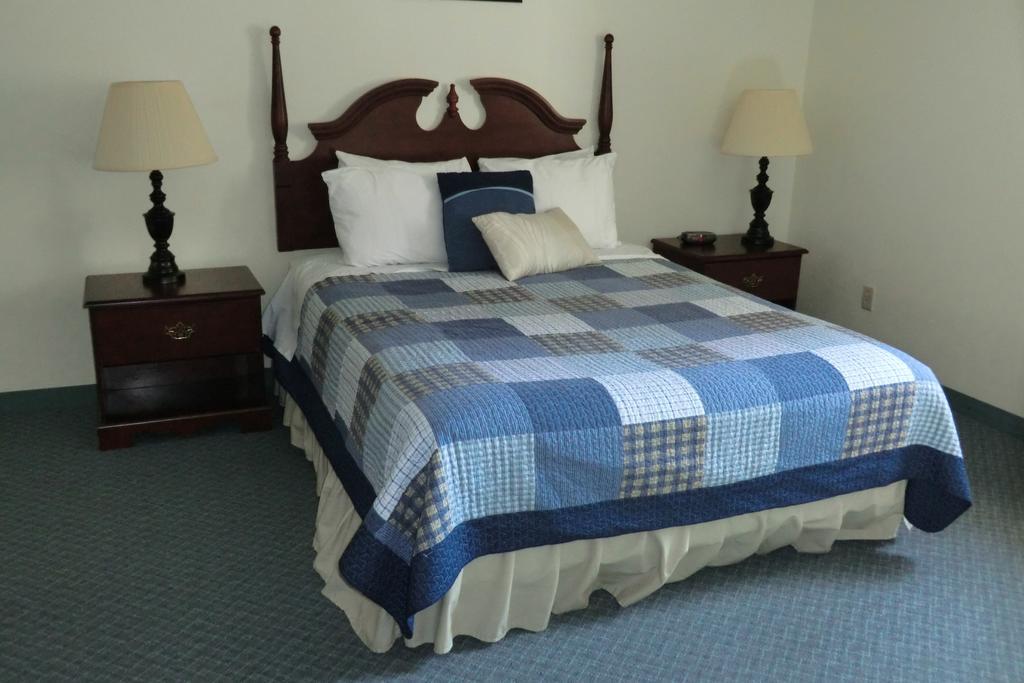 Admiral Digby Inn Restaurant And Cottages ภายนอก รูปภาพ