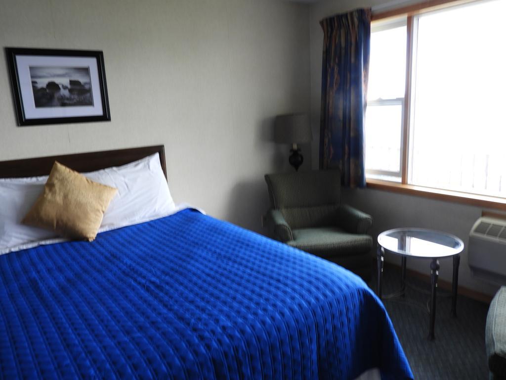 Admiral Digby Inn Restaurant And Cottages ภายนอก รูปภาพ