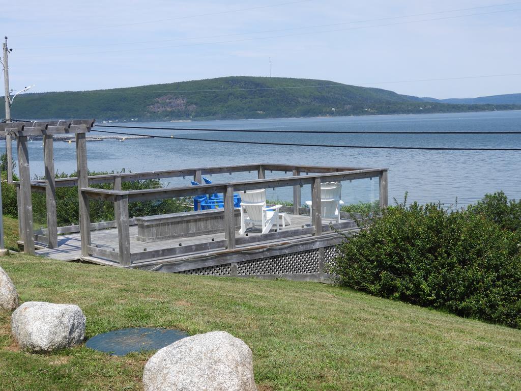 Admiral Digby Inn Restaurant And Cottages ภายนอก รูปภาพ